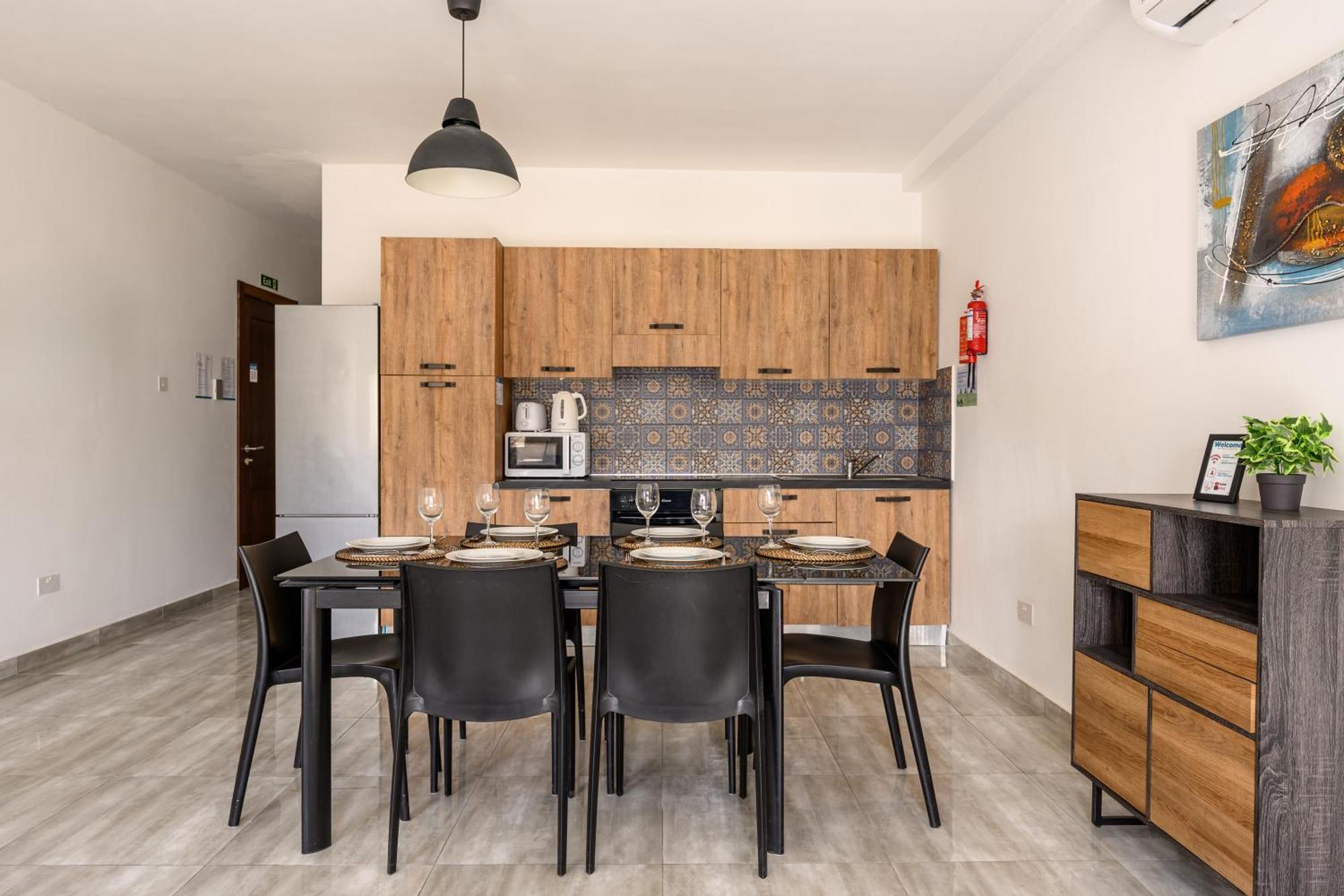 F11 Room 2, Private Room Two Single Beds Shared Bathroom In Shared Flat Msida Zewnętrze zdjęcie