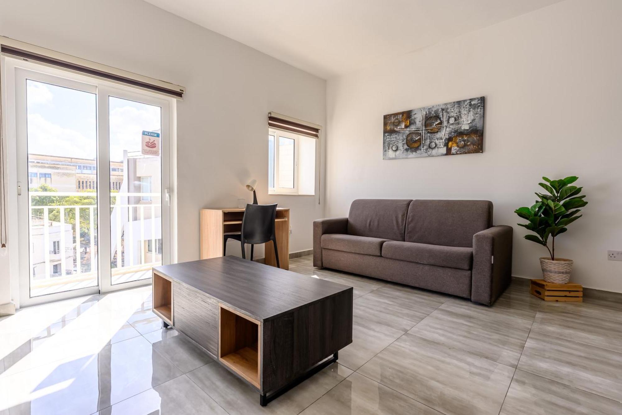 F11 Room 2, Private Room Two Single Beds Shared Bathroom In Shared Flat Msida Zewnętrze zdjęcie